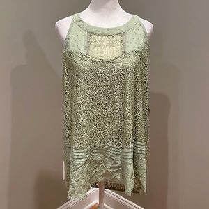 Lee Sage Green Sleeveless Top - size 1X